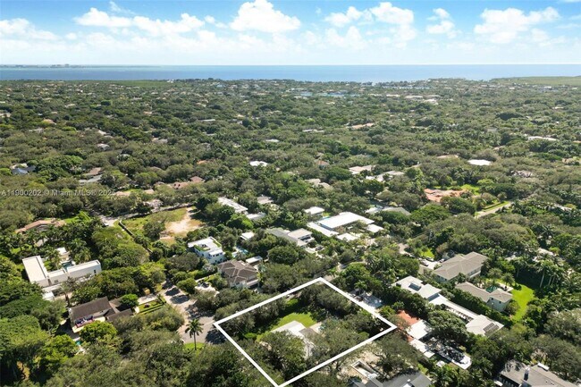 Building Photo - 4920 SW 76th St