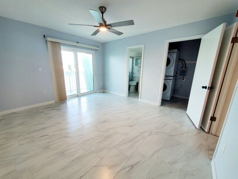 Building Photo - 201 Coppitt Rd