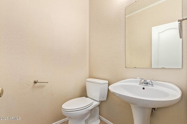 Building Photo - 22707 N 17th St