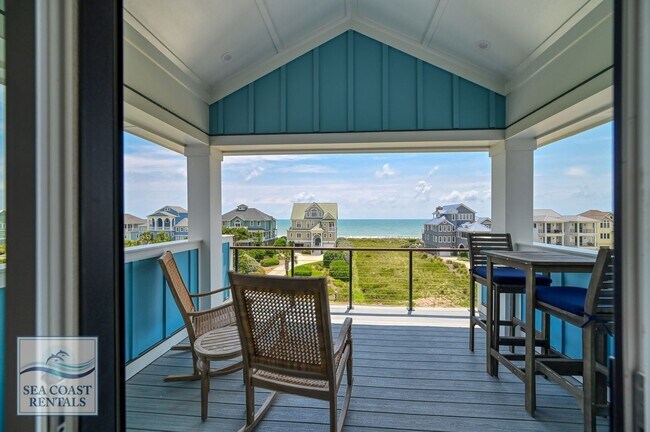 Building Photo - OFF-SEASON MONTHLY RENTAL - IT'S A BIG DILL!!