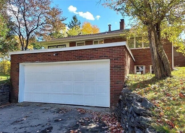 Building Photo - 101 Terrace Cir