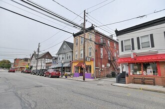 Building Photo - 213 3rd St