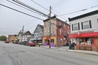 Building Photo - 213 3rd St