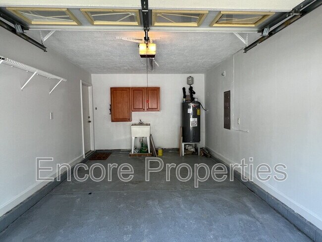Building Photo - 108 Braxberry Way