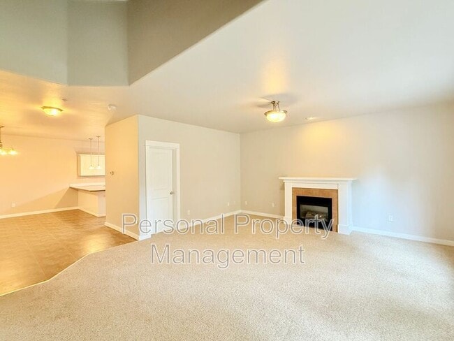 Building Photo - 105 S 2nd Pl