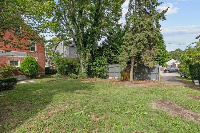 Building Photo - 31 Bliss Rd