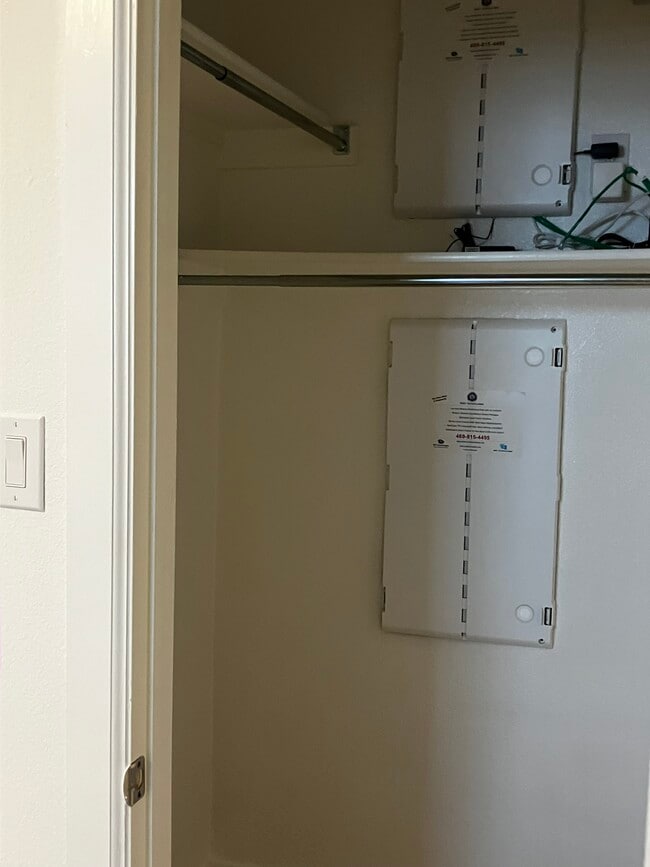 Building Photo - 522 Winners Cir