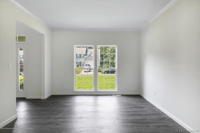 Building Photo - 413 Virginia Ave