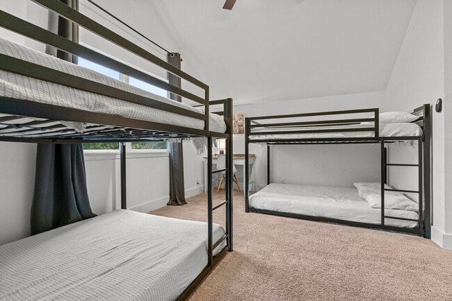 Building Photo - 12502 Brandywine Ct