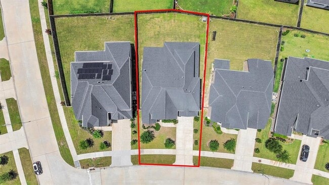 Building Photo - 28907 Ridge Valley Ct