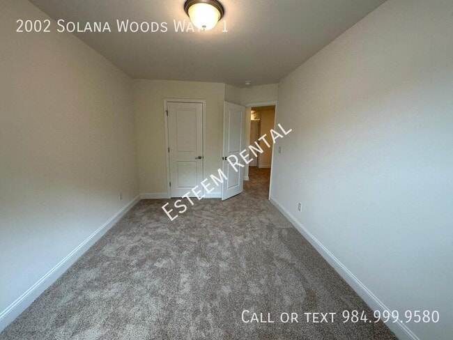 Building Photo - 2002 Solana Wds Dr