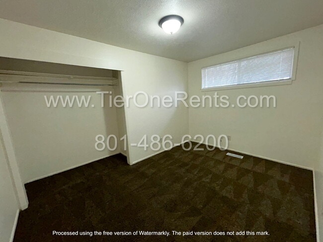 Building Photo - NO DEPOSIT option available for qualified ...