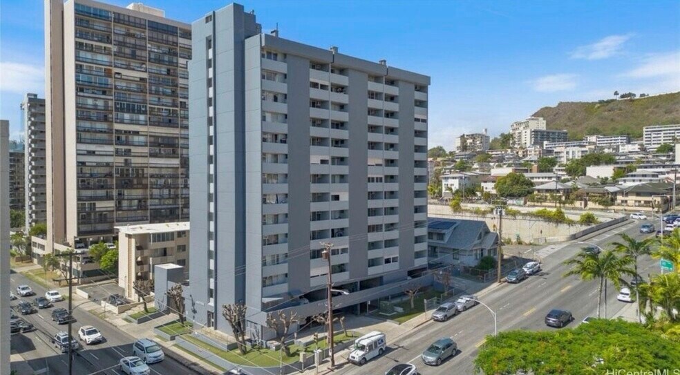 Building Photo - 824 Kinau St