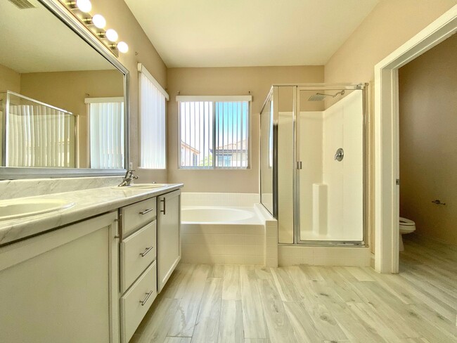 Building Photo - Nice 2-story single-family house with 3 Bedrooms, 2.5 Bathrooms