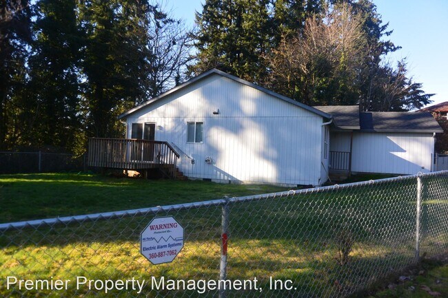 Building Photo - 5614 NE Hazel Dell Ave