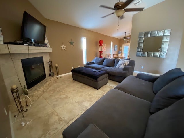 Building Photo - 7850 S Oriole Dr