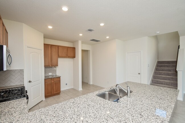 Building Photo - 8138 Leisure Pt Dr