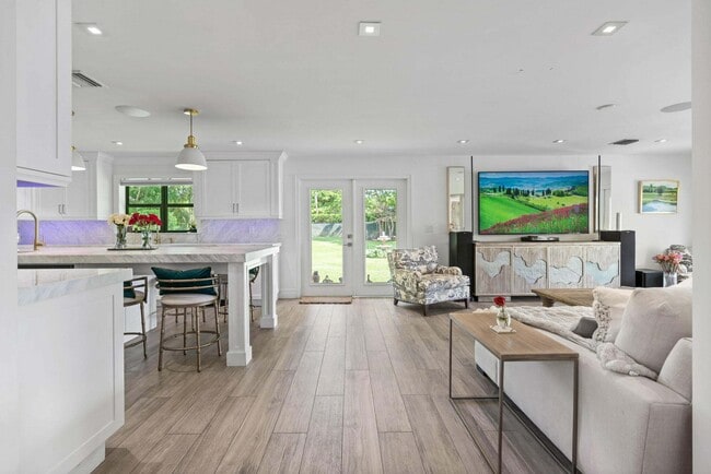 Building Photo - 6204 Celadon Cir