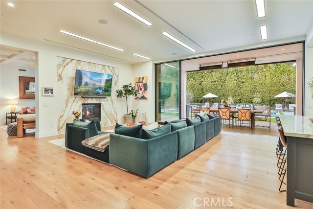 Building Photo - 5041 Palomar Dr