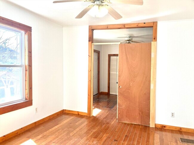 Building Photo - 4 Sisson Terrace