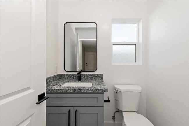 Building Photo - 66091 Cahuilla Ave