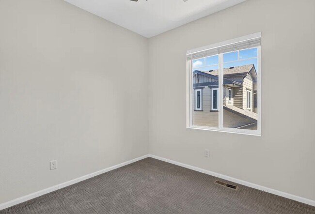 Building Photo - 12930 Grant Cir W
