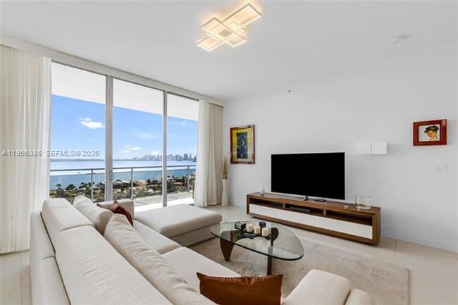 Building Photo - 7901 Hispanola Ave