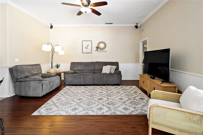 Building Photo - 143 37th Dr SW