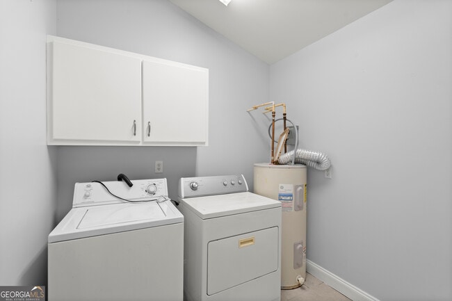 Building Photo - 235 Jenkins Rd