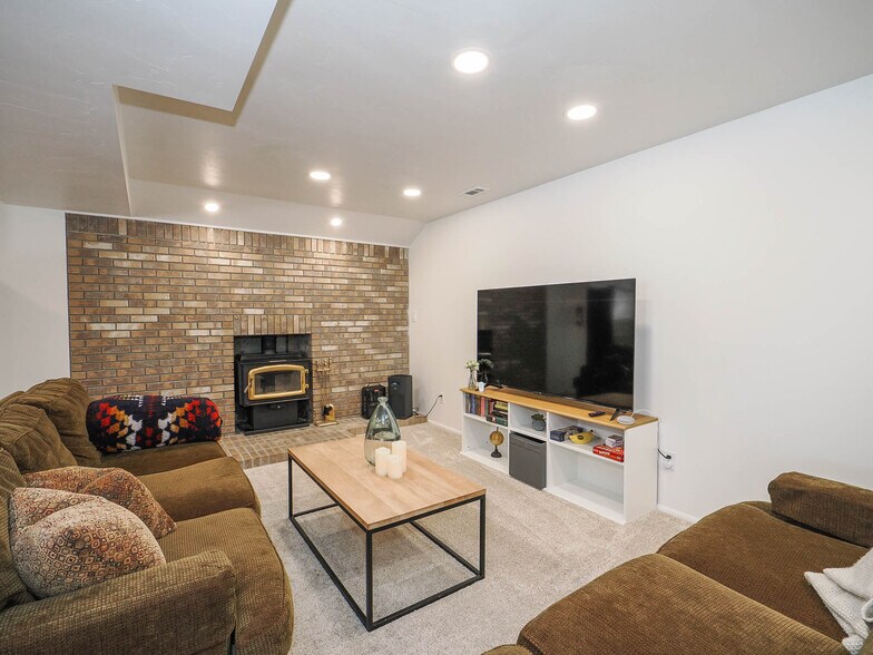 Living Room - 2185 E 9800 S