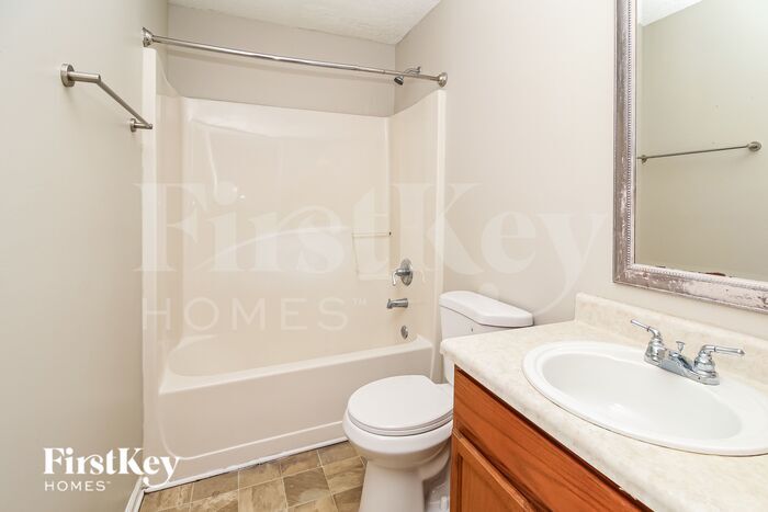 Building Photo - 4634 Idlewood Park