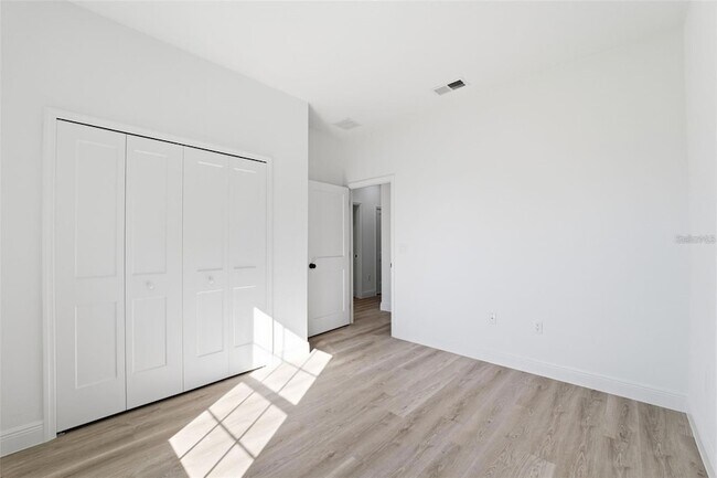 Building Photo - 4572 SW 149th St