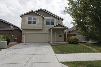 Building Photo - Live Large in Obsidian Trails — Where Comf...