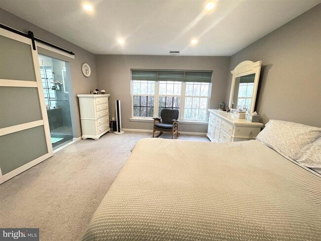 Building Photo - 4513 Monmouth St