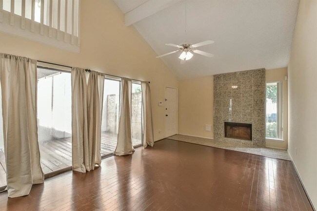 Spacious Efficient Living - 2816 Windchase Blvd