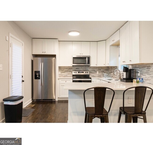 Building Photo - 2032 North Avenue NW