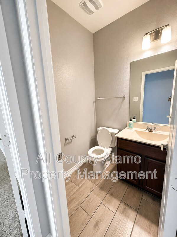 Building Photo - 10542 Francisco Way