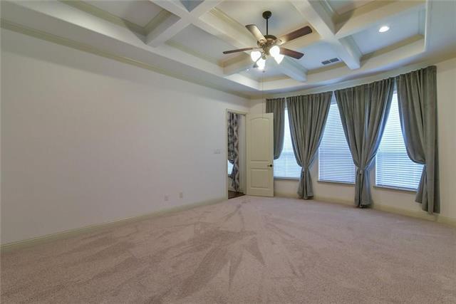Building Photo - 700 Stevens Ct