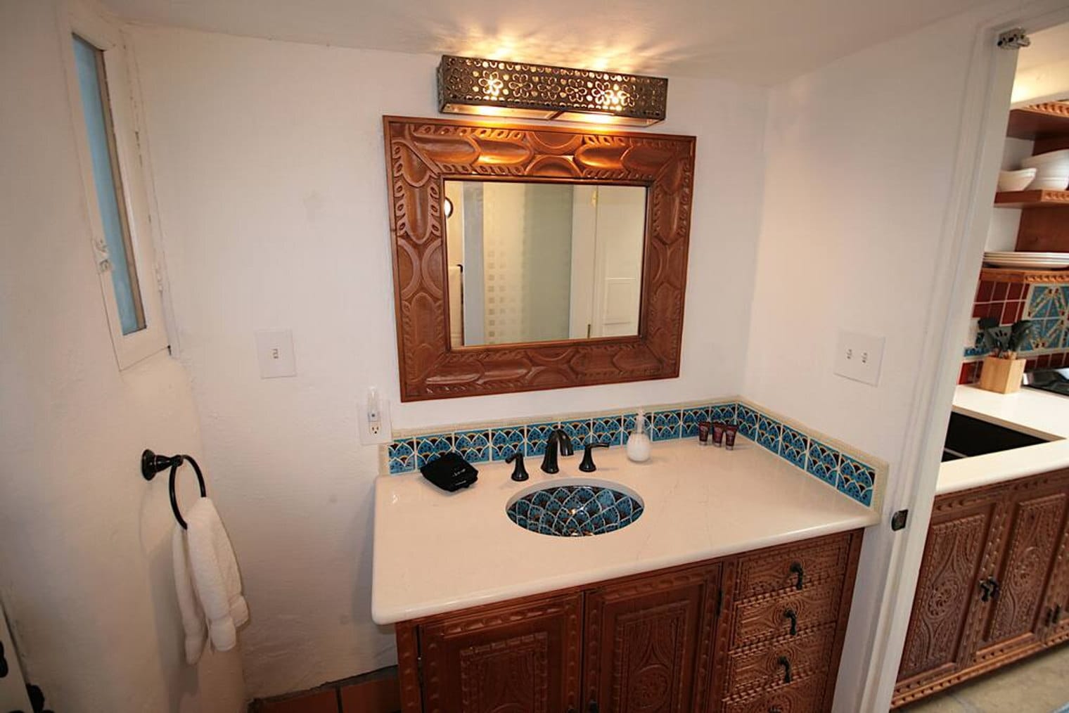 Building Photo - 250 Closson St