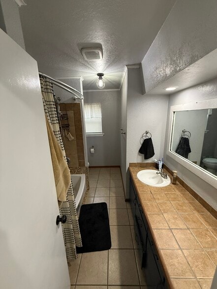 Building Photo - 1326 Hite Blvd