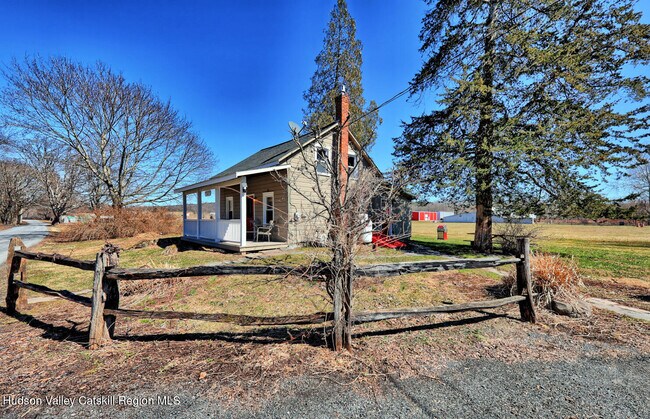 Building Photo - 101 Garcia Ln