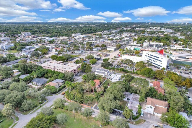 Building Photo - 12287 NE 7th Ave