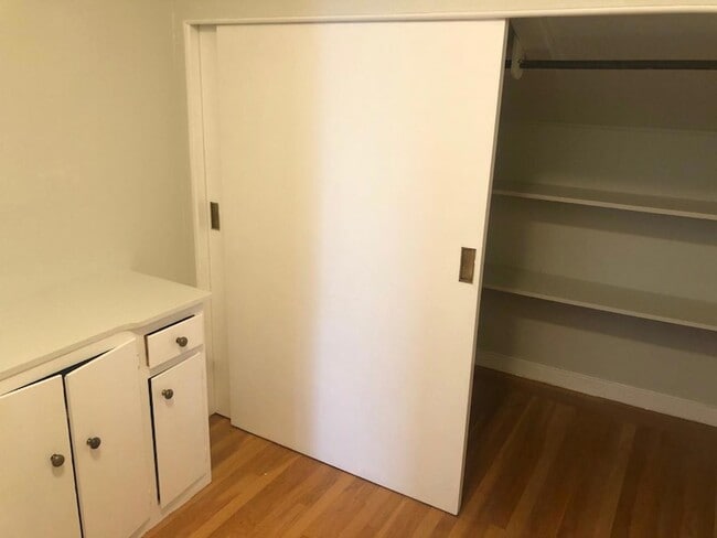 Building Photo - 130 El Bonito Way