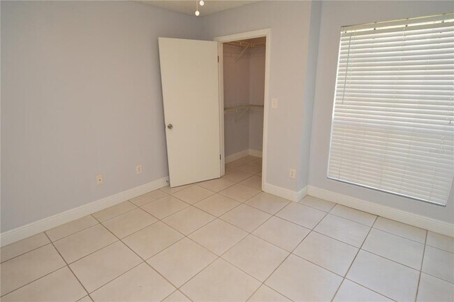 Building Photo - 8709 Fancy Finch Dr