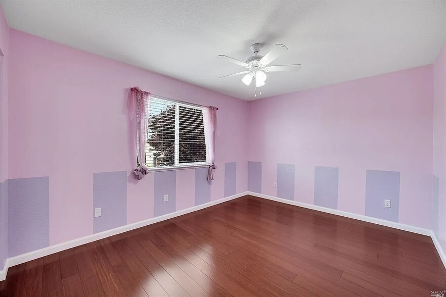 Building Photo - 332 Ring Neck St