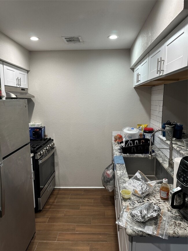 Building Photo - 2922 Randolph Rd