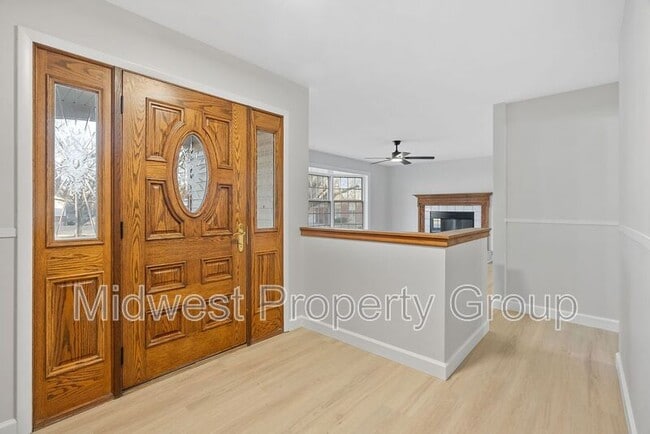 Building Photo - 3325 Hermoso Dr