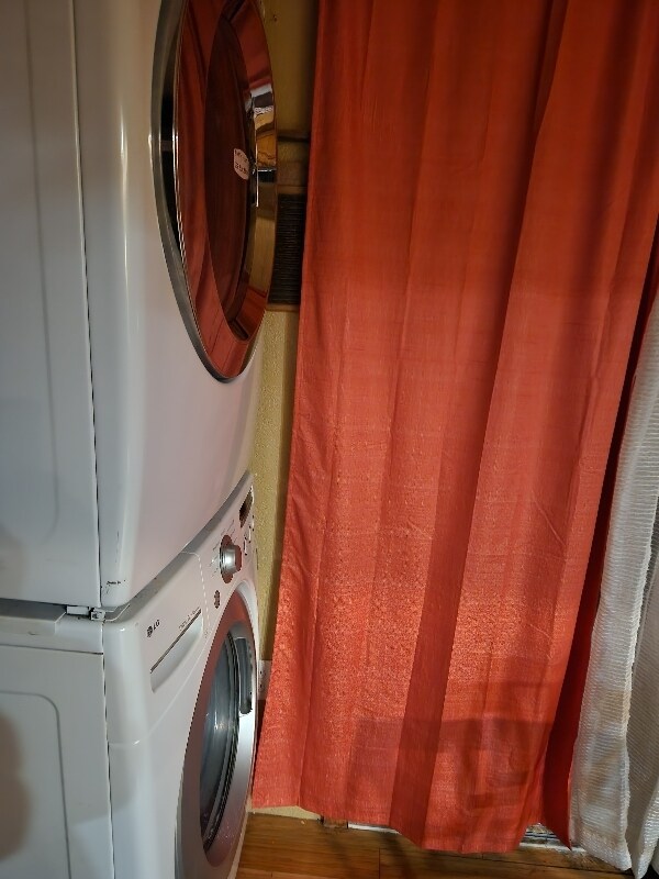 Building Photo - 710 Catskill St