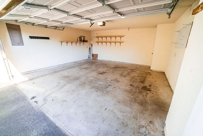 Building Photo - 1425 Danielle Dr
