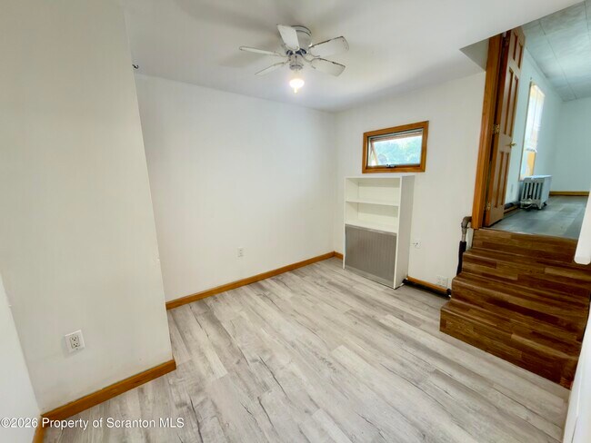 Building Photo - 512 Emmett St